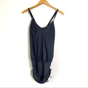 Athleta 36B black yoga top